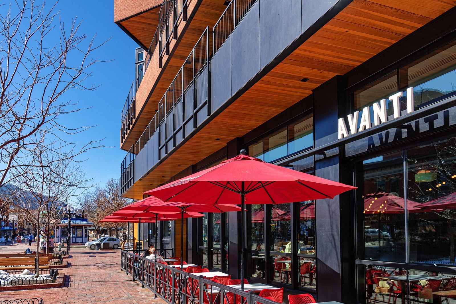 Avanti on Pearl Street